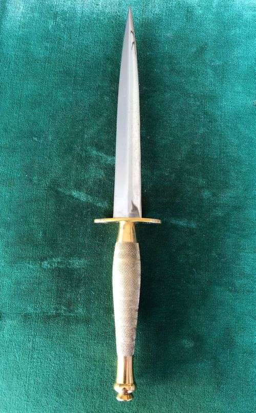 Knives Daggers Authentic J Nowill And Sons Fairbairn Sykes Commando