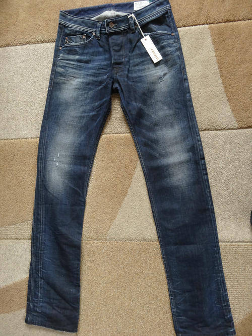 Jeans Diesel Mens jeans **Darron** 0880F 29 waist 34 leg slim tapered