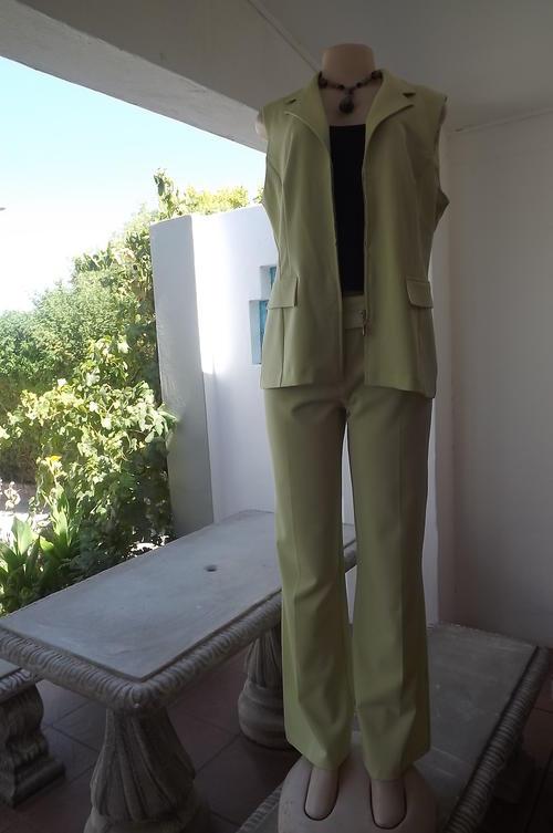 Suits Mint Green 2 Piece Pants Suit In Size 14 38 By Oasis Foschini As New Was Sold For R95