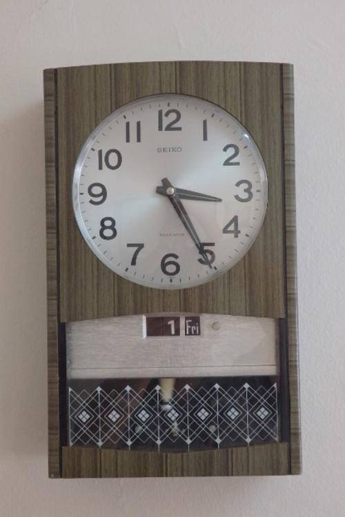 Cuckoo & Wall Clocks A FANTASTIC (WORKING) VINTAGE "SEIKO" SONOLA