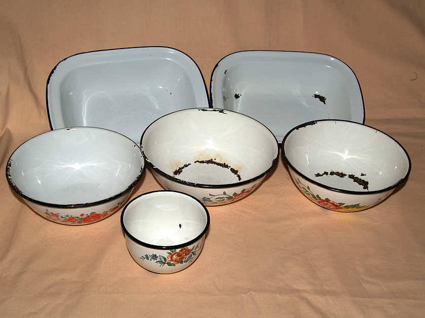 Enamelware ENAMEL DISHES AND CUP was sold for R75.00 on 14 Feb at 17