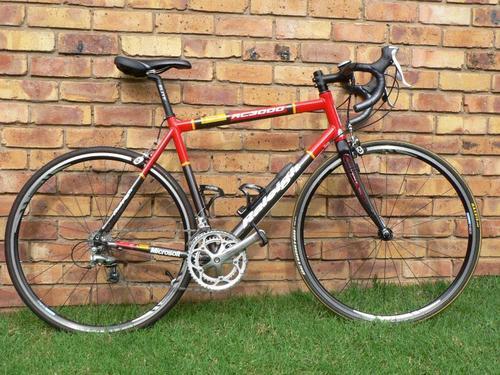 raleigh rc3000 price