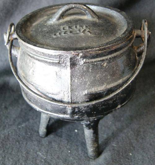 Other Antiques & Collectables Vintage Falkirk Solid Cast Iron 3