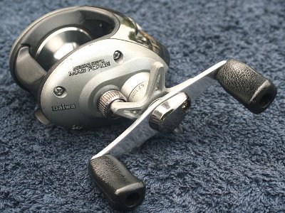 Reels - Daiwa Procaster Tournament 100 Baitcaster was sold for R500.00 on 5  Feb at 11:31 by shinedg in Durban (ID:18648852)