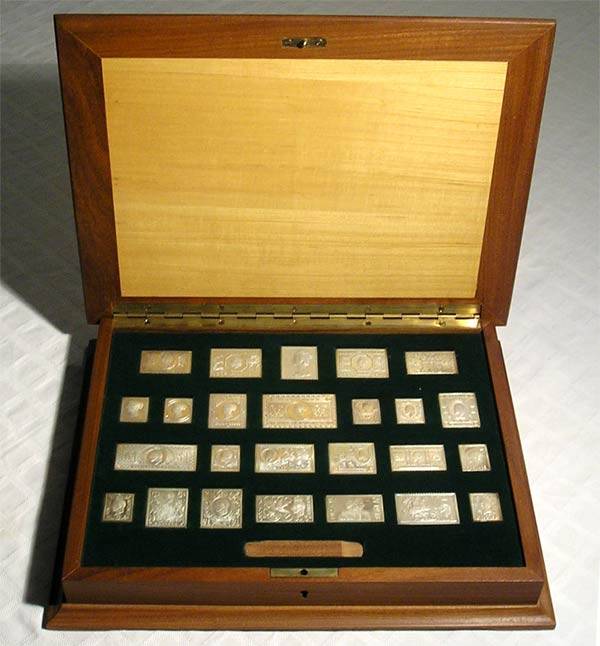 Commemorative Stamps of Royalty in Hardwood Case 25 Sterling Silver