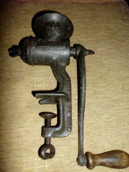 Appliances VINTAGE HAND MINCERVLEISMEULEBEATRICE NO 2MADE IN