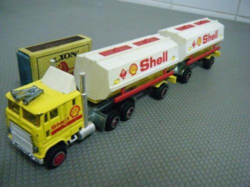 Majorette store shell tanker