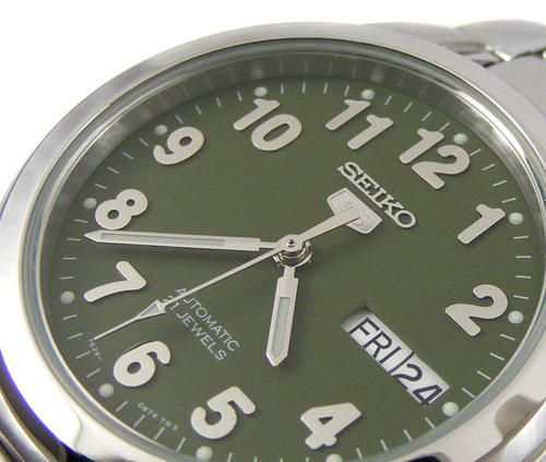 SEIKO 5 21 Jewel Military Green Arabic Automatic Day Date Exhibition Case Back