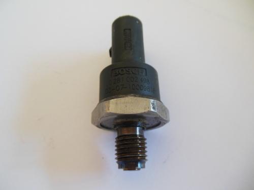 Mercedes sprinter fuel rail pressure sensor #7