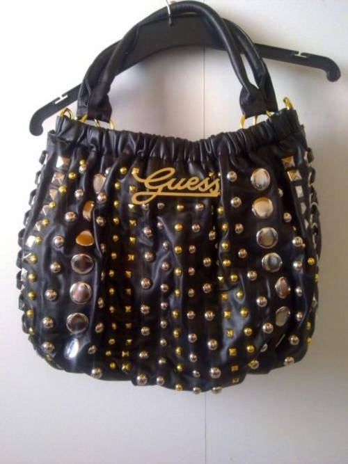 Handbags & Bags Guess handbag "Limited Edition" was sold for R240.00 on 19 Nov at 1402 by