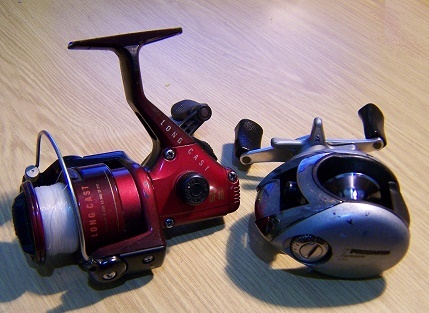Reels - Daiwa Procaster tournament 100 + Silstar Long cast DF 40d ***SOLD  AS SPARES was sold for R195.00 on 24 Apr at 22:03 by Gadget Girl 11 in  Pietermaritzburg (ID:227655310)