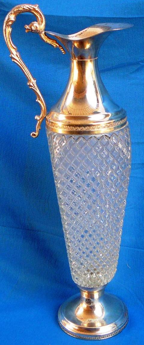 Decanters & Flasks - Glass Wine Pitcher with Small Diamond ...