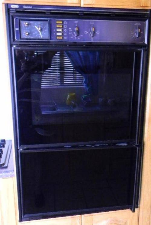 Hobs, Stoves & Ovens Defy eye level oven and warm drawer (Working