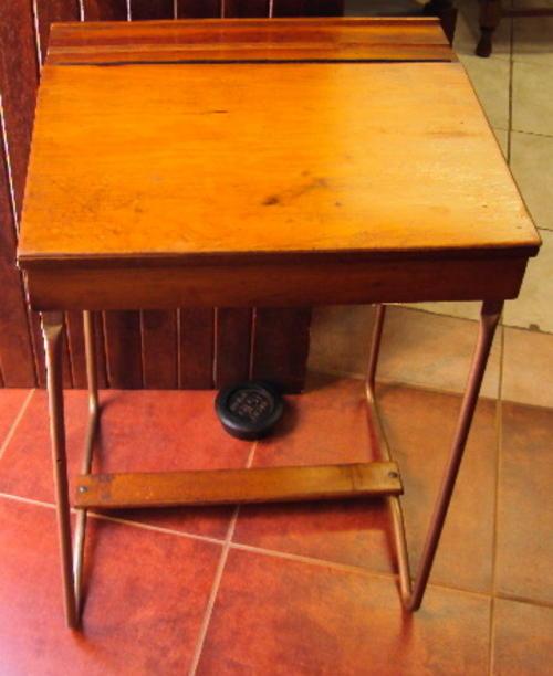 Desks EARLY 1900'S SOUTH AFRICAN TRIANG SINGLE WOODEN SCHOOL DESK See pics to appreciate