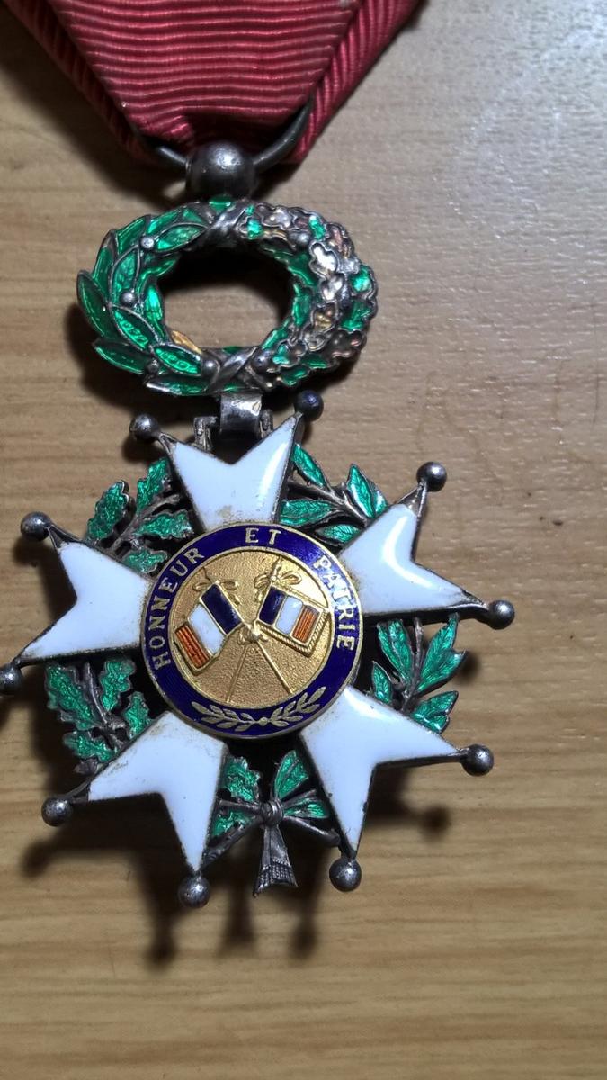 other-medals-french-legion-of-honor-medal-full-size-was-sold-for-r400