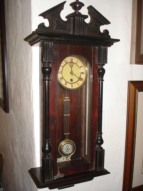 Cuckoo & Wall Clocks Antique Edwardian pendulum wall clock