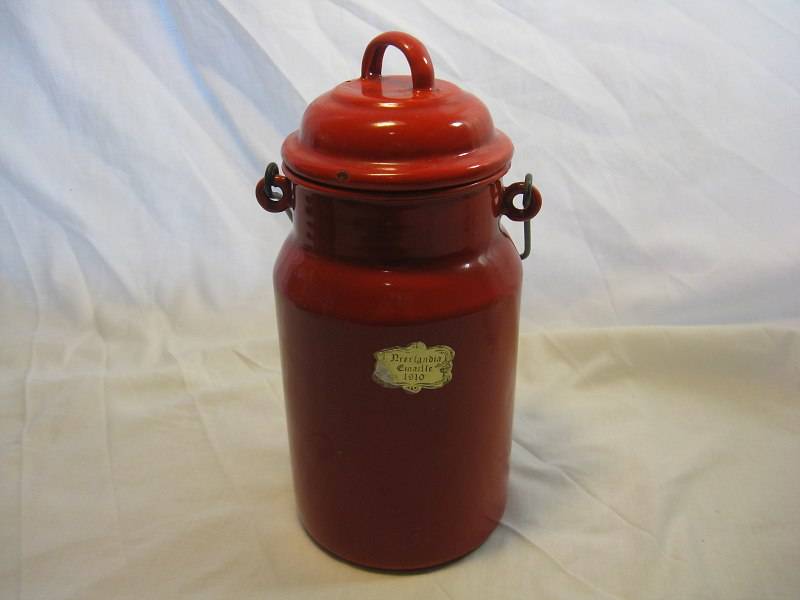 Enamelware ANTIQUE NEERLANDIA EMAILLE/THE NETHERLANDS ENAMEL 1910