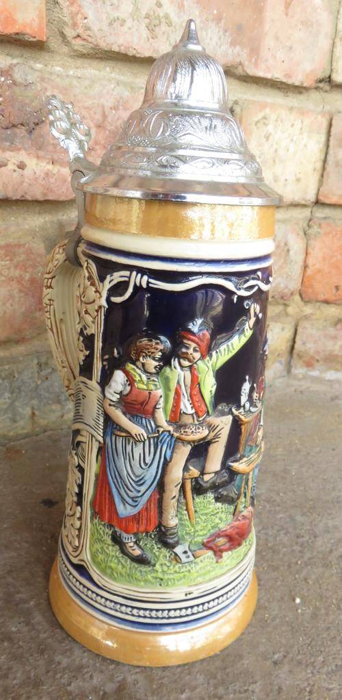 Tankards GERMAN BEER TANKARD WITH LID was sold for R120.00 on 17 May
