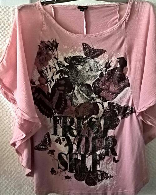 Tshirts & Tops Size 8 OBR Truworths Top was sold for R55.00 on 26