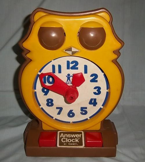 tomy owl clock