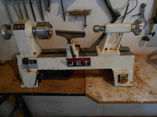Other Tools - Mini Jet 101 wood lathe, and chisels was ...