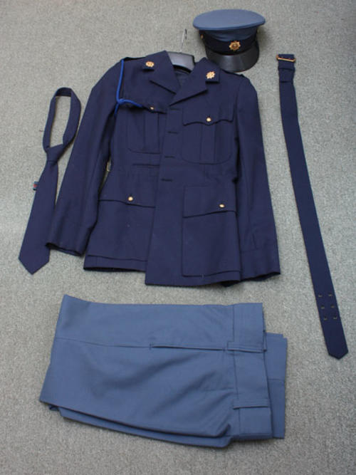 uniforms-old-south-african-police-uniform-pre-1994-was-sold-for-r450