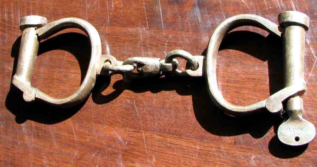 Other Clothing & Equipment HANDCUFFS = HIATT BEST = BRITISH = Vintage