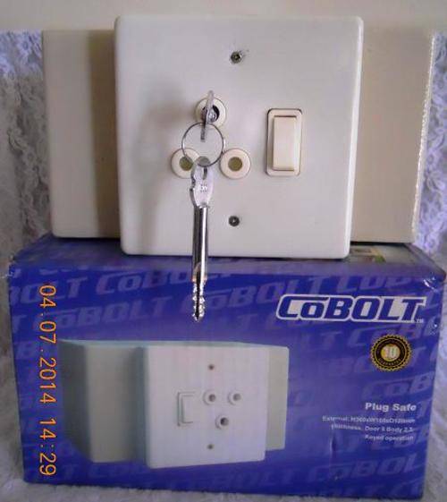 Safes Wall Plug Safe was sold for R50.00 on 23 Jul at 2317 by