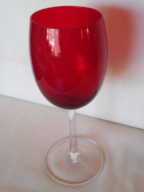 Drinking Glasses & Stemware Red wine glass with clear stem was listed