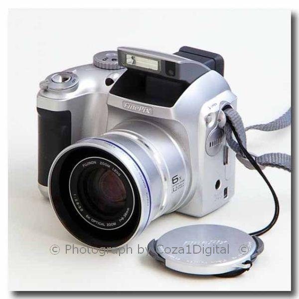 Other Digital Cameras - Fuji FinePix S3000 - Month warranty was sold for R950.00 on 7 Jan at 22:00 by Photoworld ZA in Naboomspruit (ID:10782119)