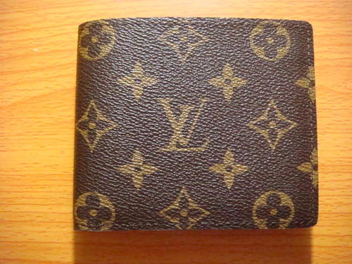 Wallets & Holders - LOUIS VUITTON WALLET MENS was sold for R750.00 on 5 Feb at 23:48 by Designer ...