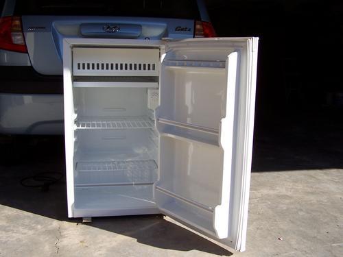 Fridges & Freezers - FRIDGE - DAEWOO 142 LITRE was sold for R800.00 on 19 Aug at 11:53 by