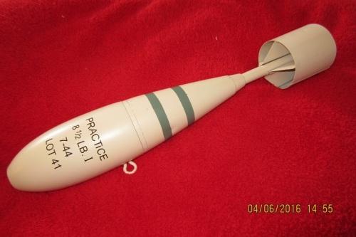 Other War Memorabilia - 8 1 2 Pound Inert Ww 2 Practice   Smoke Aerial 