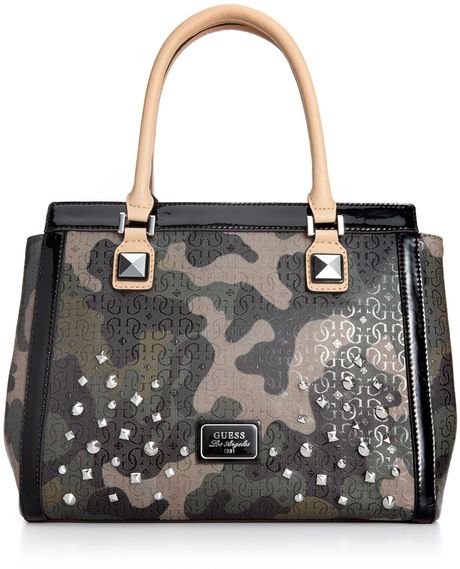 Handbags & Bags - Guess Bags Sale was sold for R799.00 on 15 Dec at 23:47 by DesignerBrands in ...