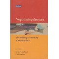 Negotiating the Past: The Making of Memory in South Africa - Coetzee, Carli & Sarah Nuttall 0.50kg