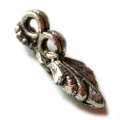 Double spacer in a leaf design 25x8mm
