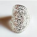 ***IN STOCK*** 5.2 GRAM SOLID 925 STERLING SILVER RING HANDMADE IN MUSCAT, OMAN.
