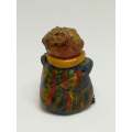 Miniature Clay Old Lady Yellow Scarf Holding Yellow Bag (Miniature, suitable for printer's tray)