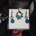 Beautiful Blue Earrings and Pendant Set