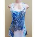BEAUTIFUL White and Blue Tunic Top - Size Small