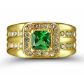 Ring with 2.00 CT Sim Emerald Size 7 US