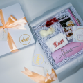 Glam Pastel Gift Box