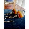 Victorian 18ct Gold Banded Agate Sardonyx Earrings