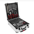 Toolkit Complete with Roller Carry Care - 187pc