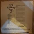 Lynn Anderson  Flower Of Love -  Vinyl Record - Very-Good+ Quality (VG+)