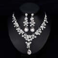 3 in 1 Set Ladies Fashion Prestige Temperament Rhinestone Wreath Necklace Long Earrings Jewelry