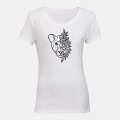 Floral Lioness - Ladies - T-Shirt
