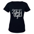 Mama Wants a Silent Night - Christmas Inspired - Ladies - T-Shirt