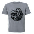 Deadly Girl - Halloween - Adults - T-Shirt
