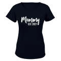 Mommy - EST 2021 - Ladies - T-Shirt